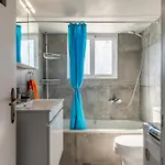 Evergreen Loft - Modern Centre Living * 科斯镇