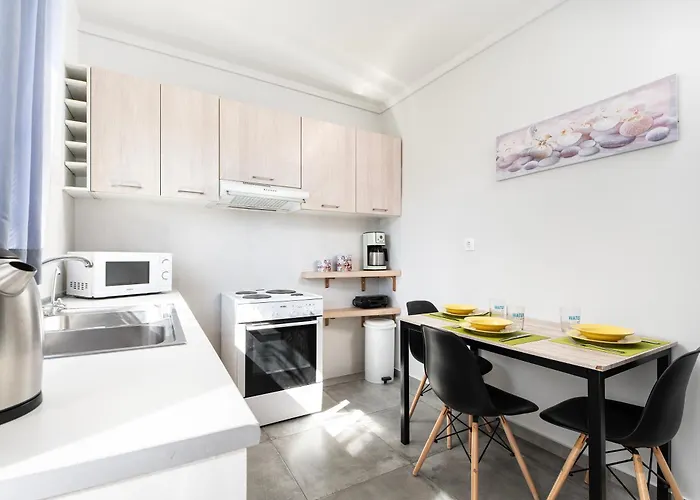 Evergreen Loft - Modern Centre Living * Kos Town