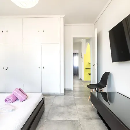 Evergreen Loft - Modern Centre Living İstanköy
