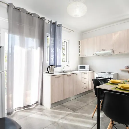 Evergreen Loft - Modern Centre Living İstanköy